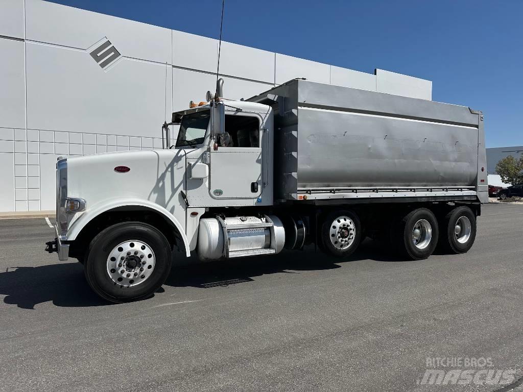 Peterbilt 367 Грузовики-Самосвалы