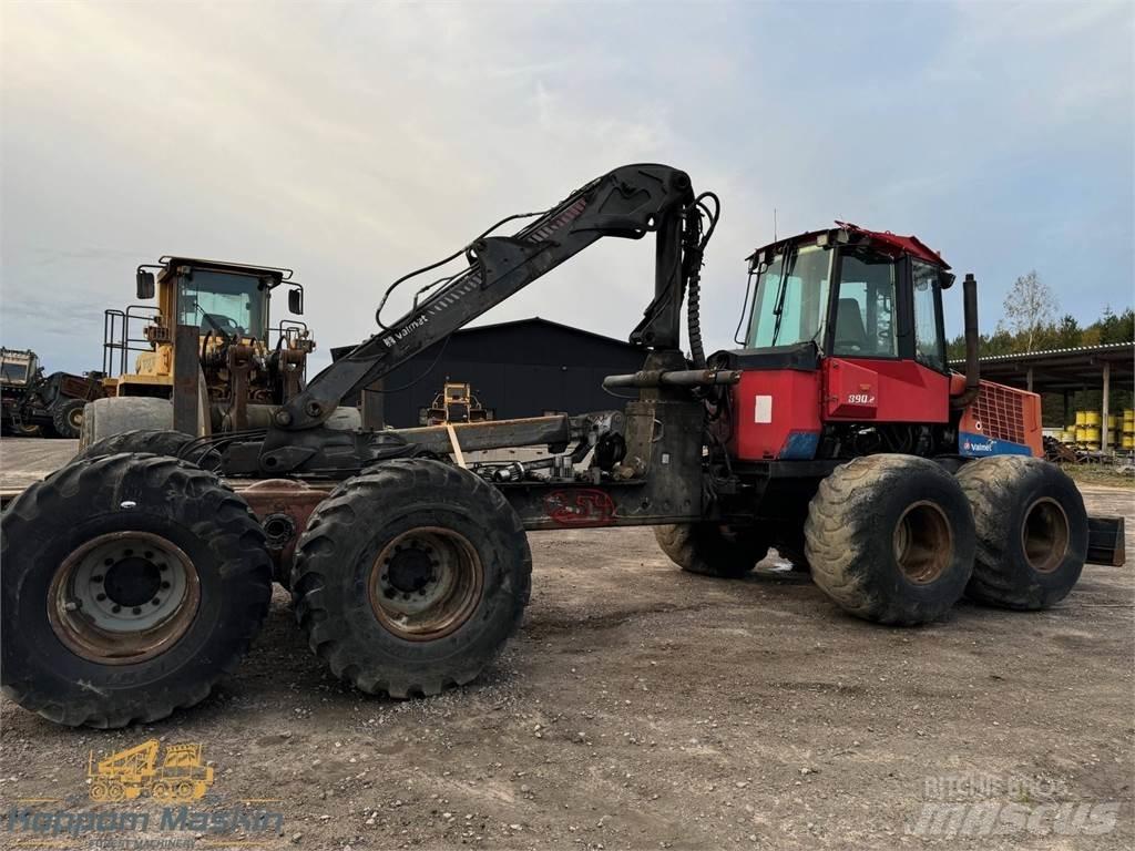 Valmet 890.2 Форвардеры