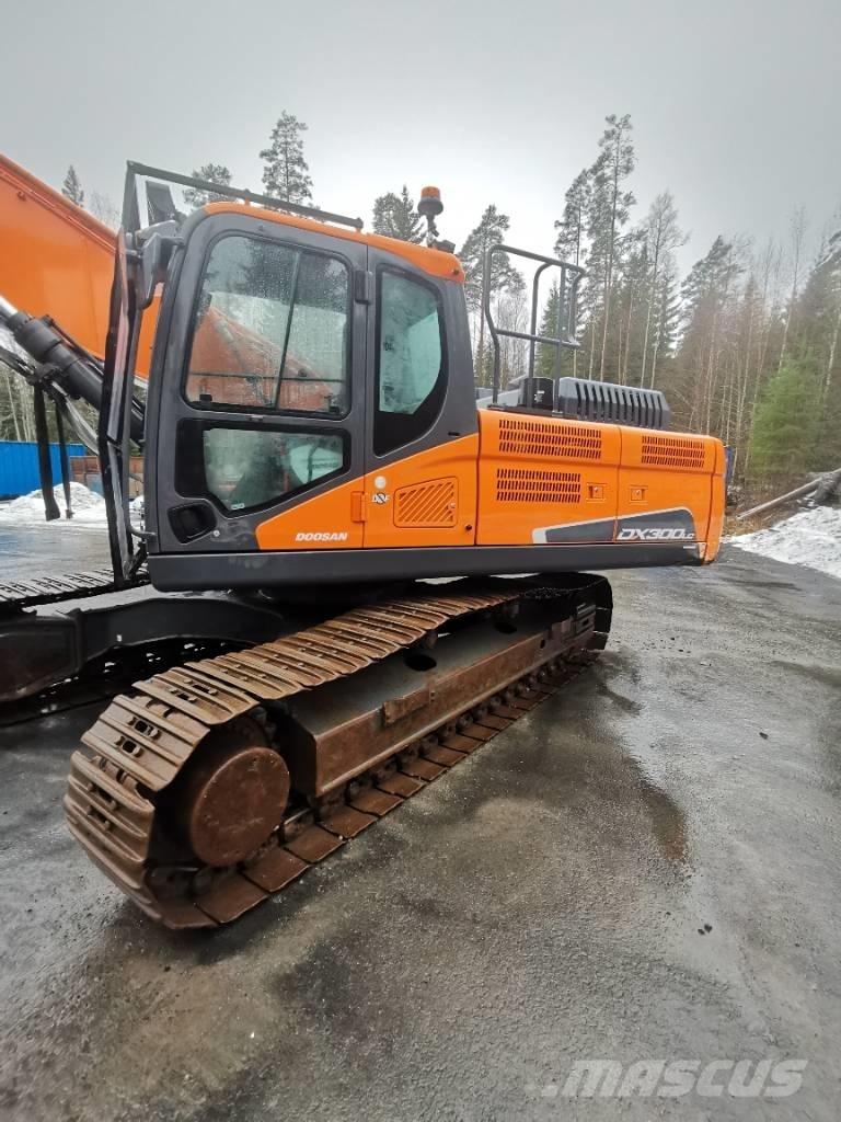 Doosan DX 300 LC-5 Гусеничные экскаваторы