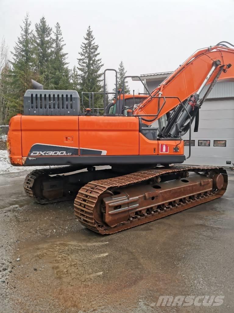 Doosan DX 300 LC-5 Гусеничные экскаваторы