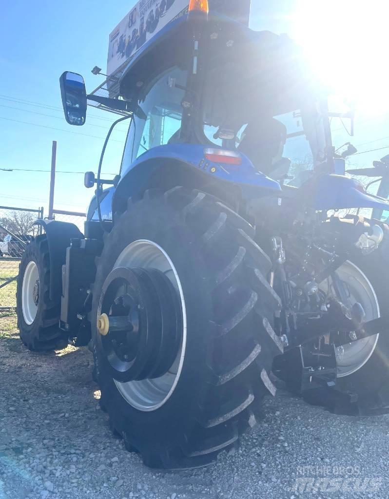 New Holland T 7.210 Трактора