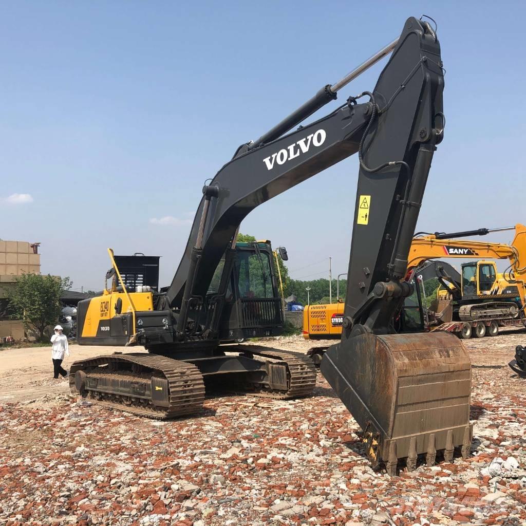 Volvo EC240 Гусеничные экскаваторы