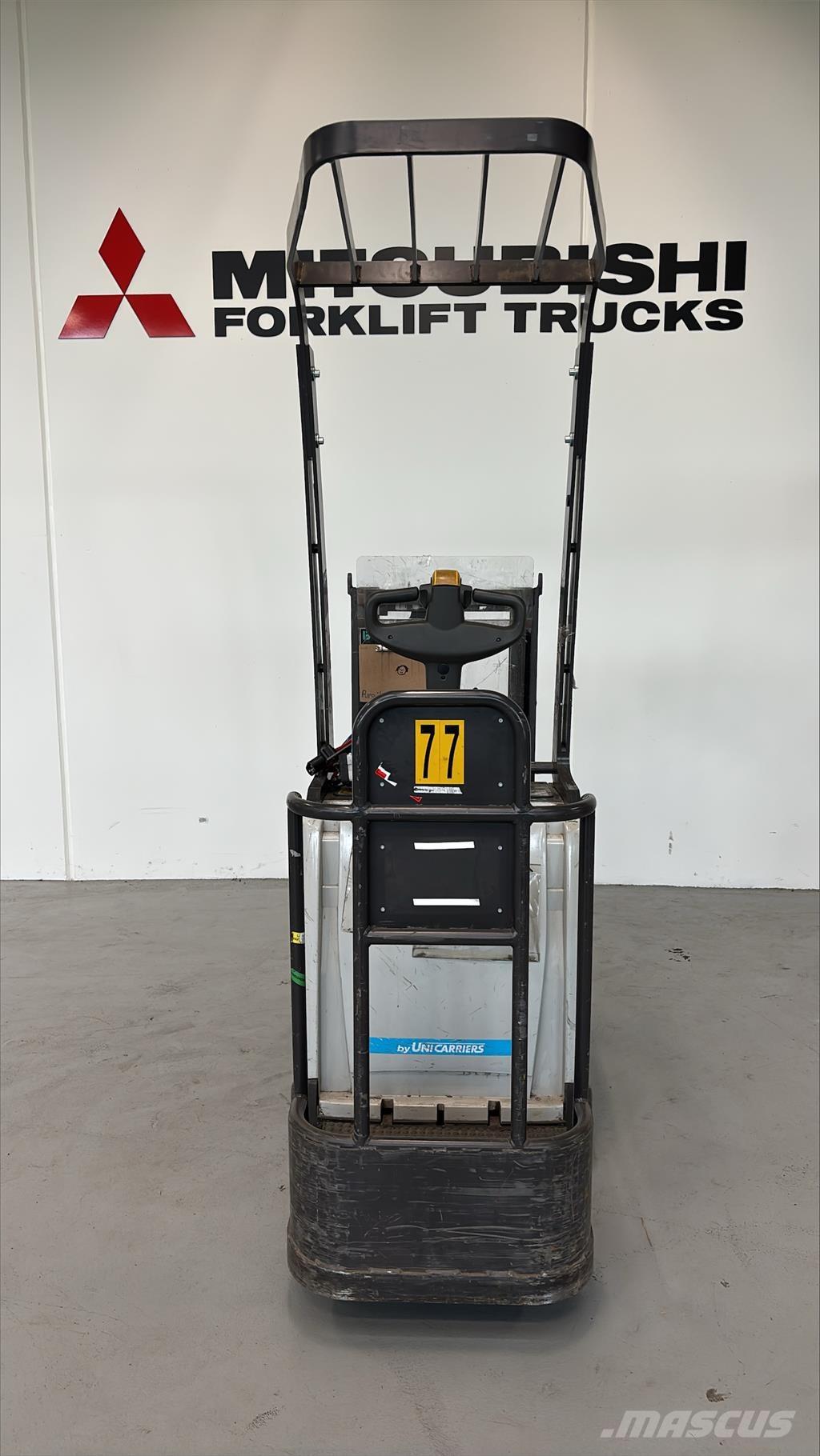 Atlet PDP200 Самоходные электроштабелёры