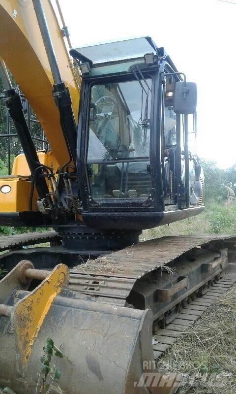 JCB JS220LC Гусеничные экскаваторы