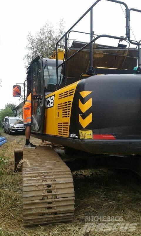 JCB JS220LC Гусеничные экскаваторы