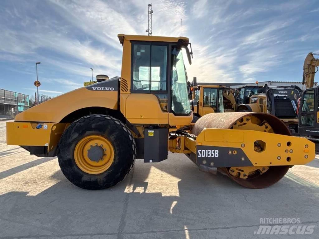 Volvo SD 135 B Грунтовые катки