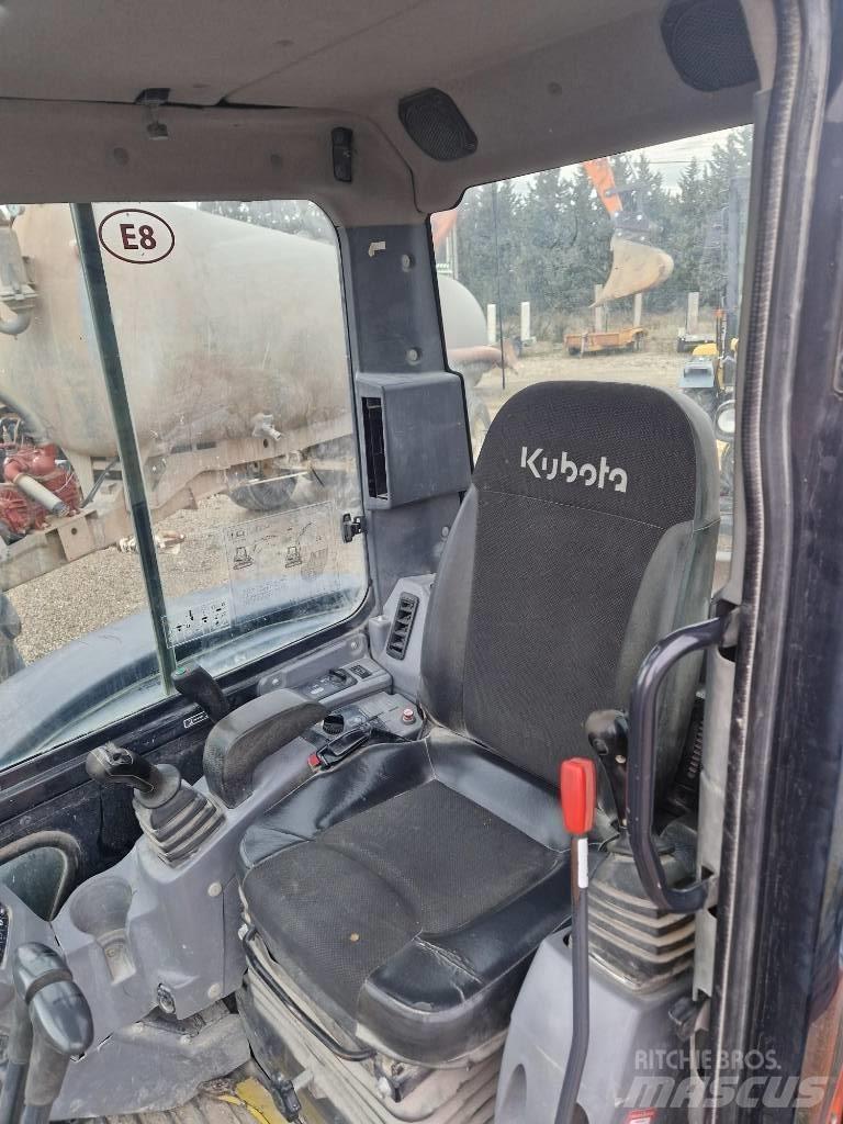 Kubota U 55-4 Мини-экскаваторы