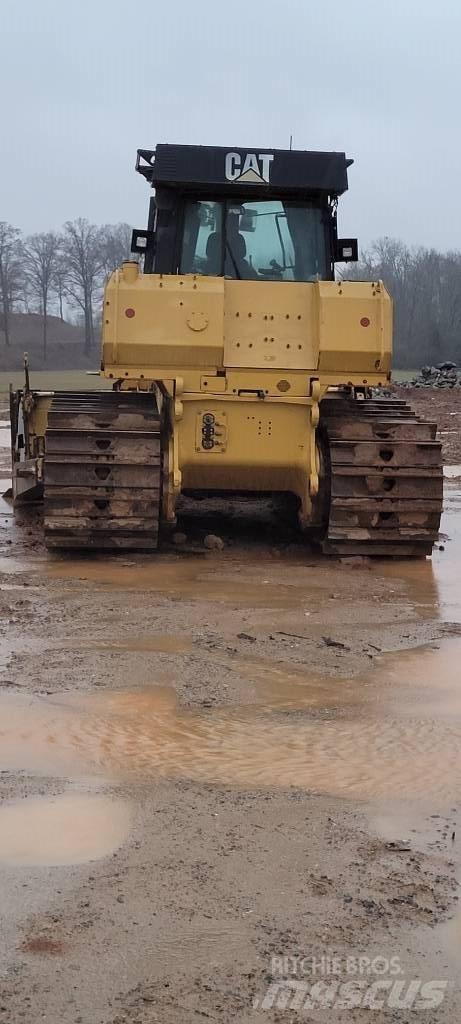 CAT D7E Гусеничные бульдозеры