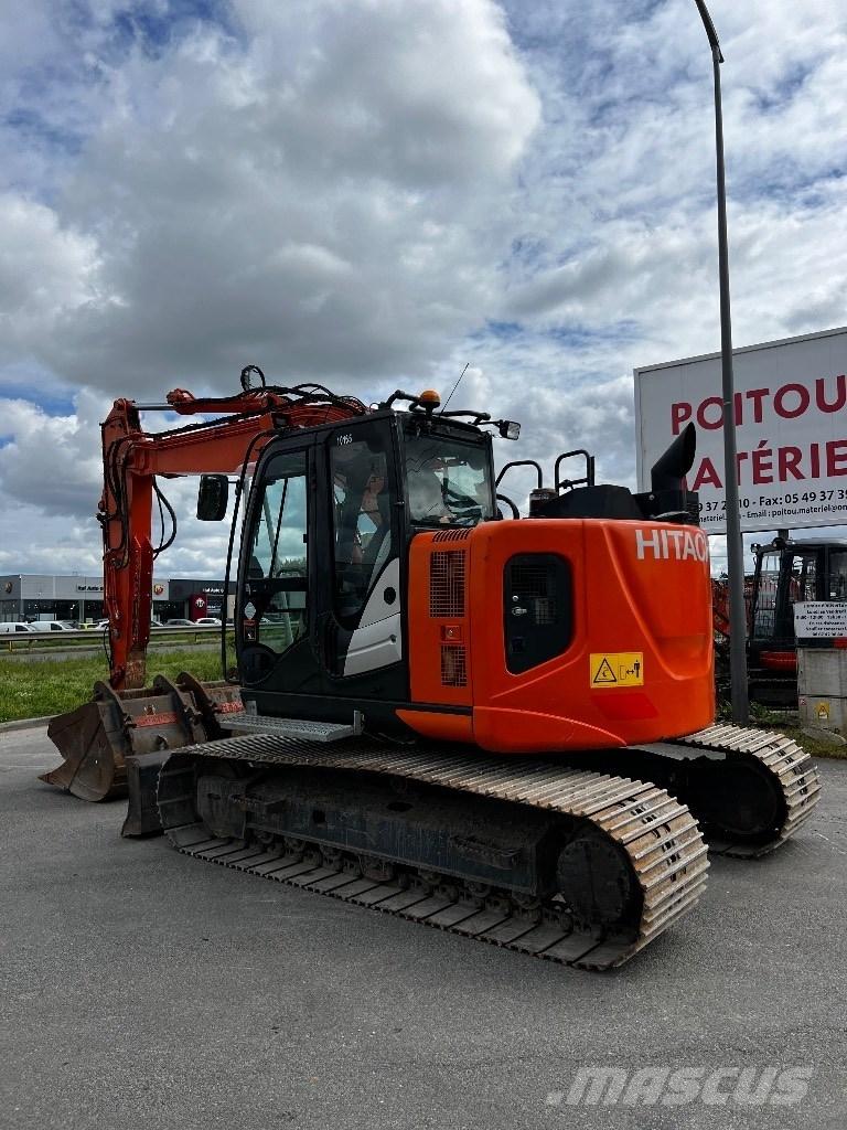 Hitachi ZX 135 US-6 Гусеничные экскаваторы