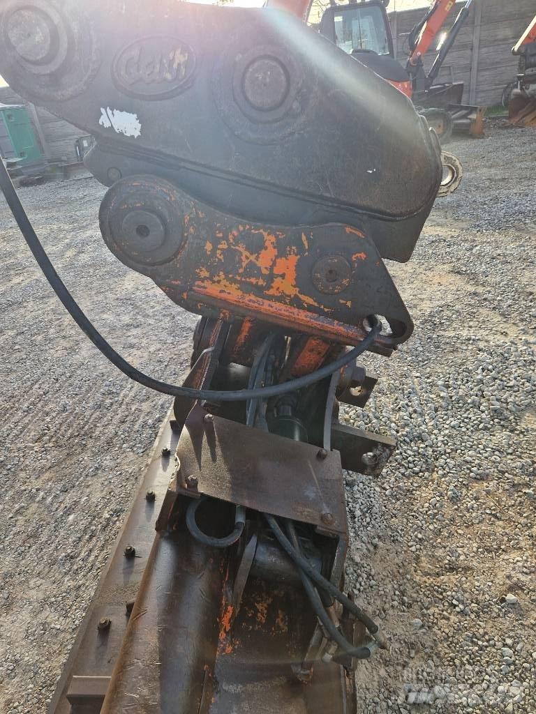 Hitachi ZX 160 LC-5 Гусеничные экскаваторы