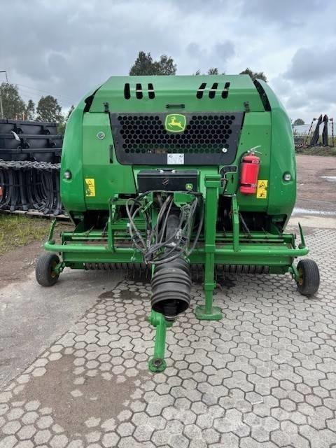 John Deere F 440 R Рулонные пресс-подборщики