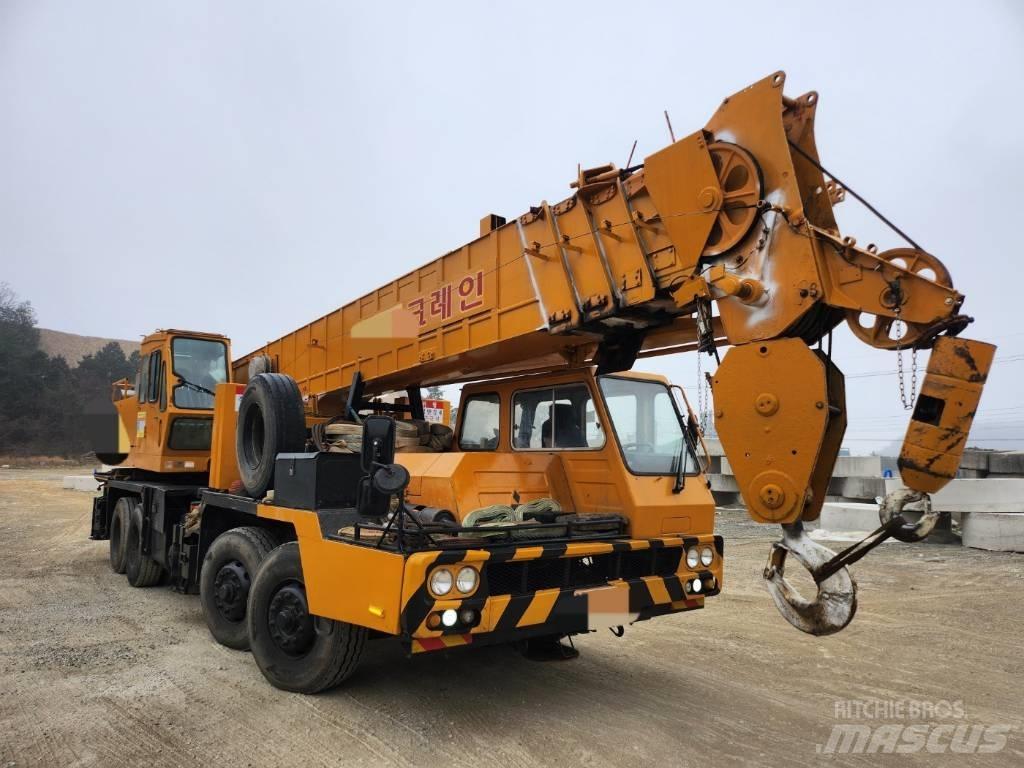 Hyundai HC 50 Автокраны
