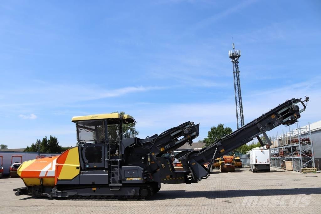 Bomag BMF 2500 S Асфальтоукладчики