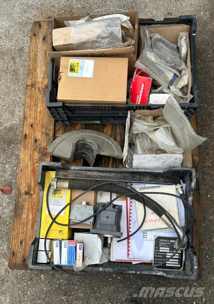 Dynapack F5CS Асфальтоукладчики