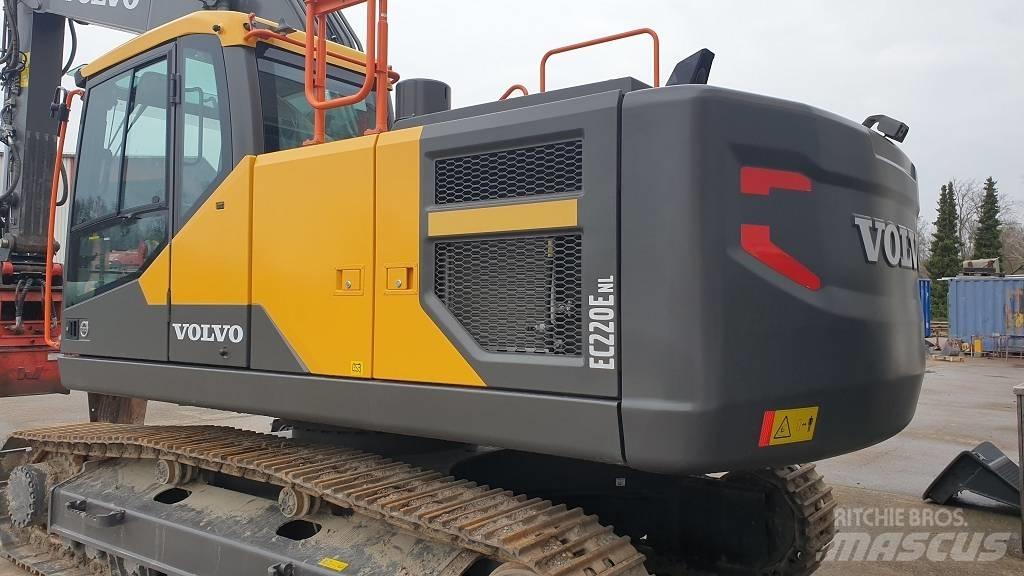 Volvo EC 220 E Гусеничные экскаваторы