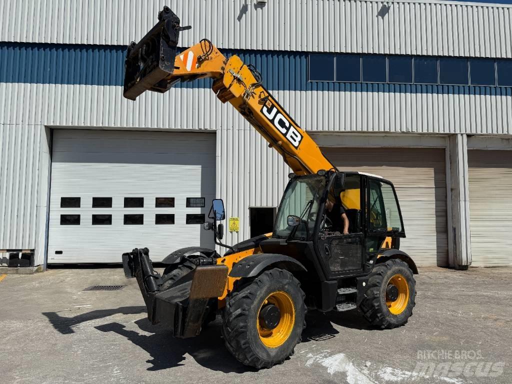 JCB 535-125 Телескопические погрузчики