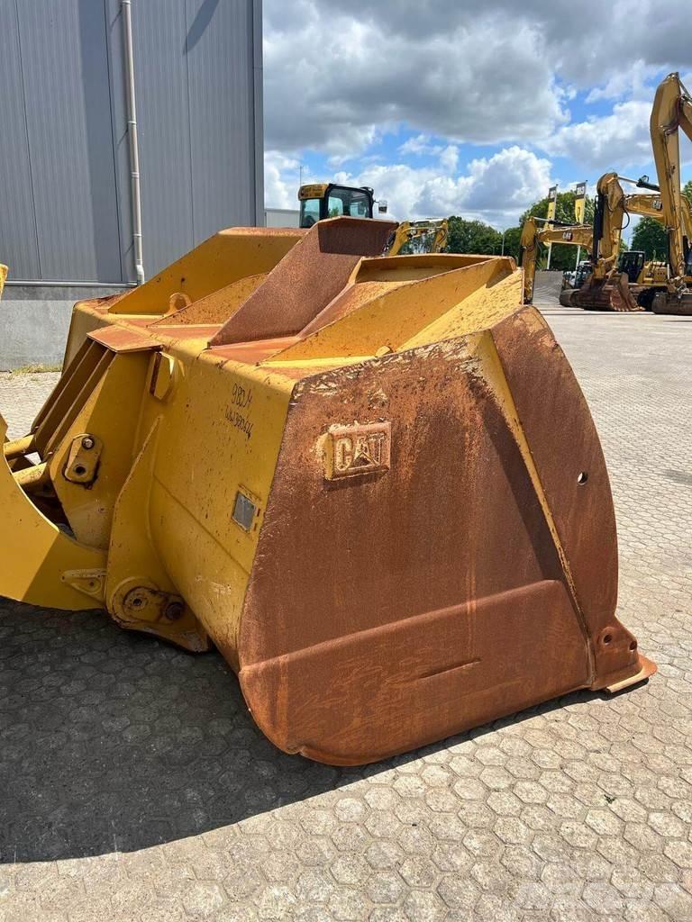 CAT 980M Фронтальные погрузчики