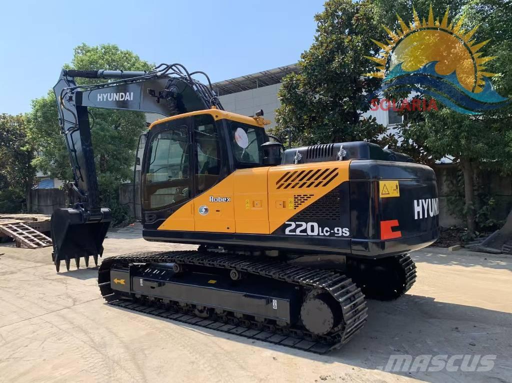 Hyundai R220LC-9S Гусеничные экскаваторы
