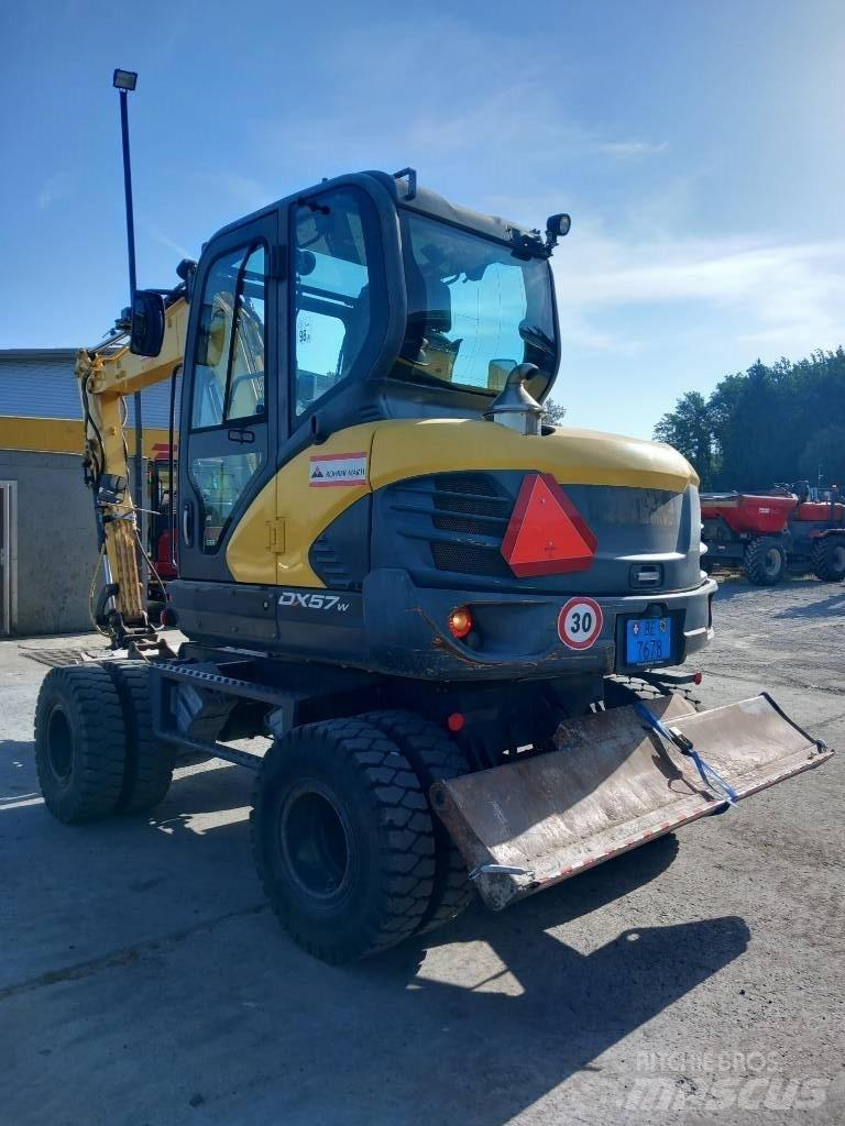 Doosan DX 57 W-5 Колёсные экскаваторы