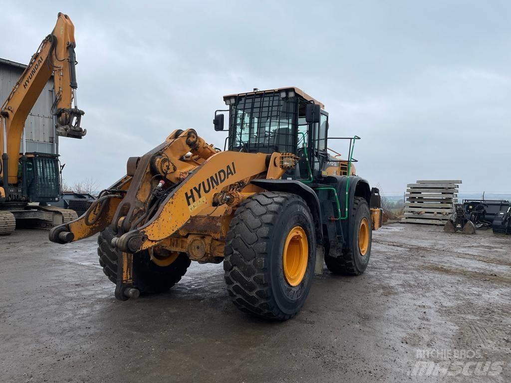 Hyundai HL 770-9 A Фронтальные погрузчики