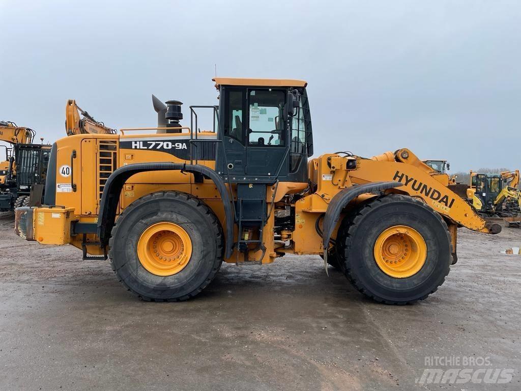 Hyundai HL 770-9 A Фронтальные погрузчики
