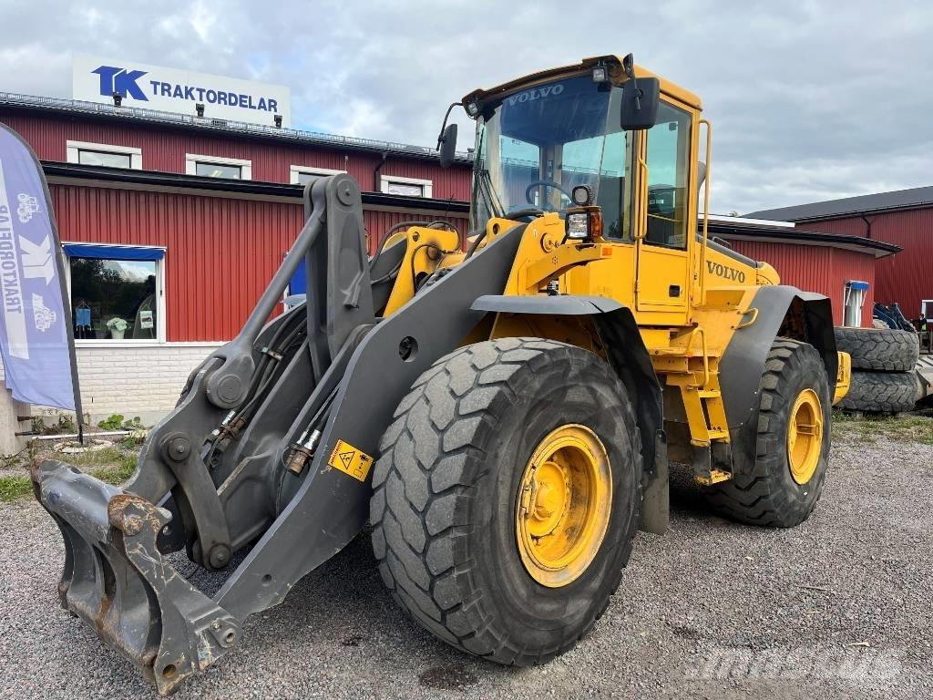Volvo L 120 E Фронтальные погрузчики