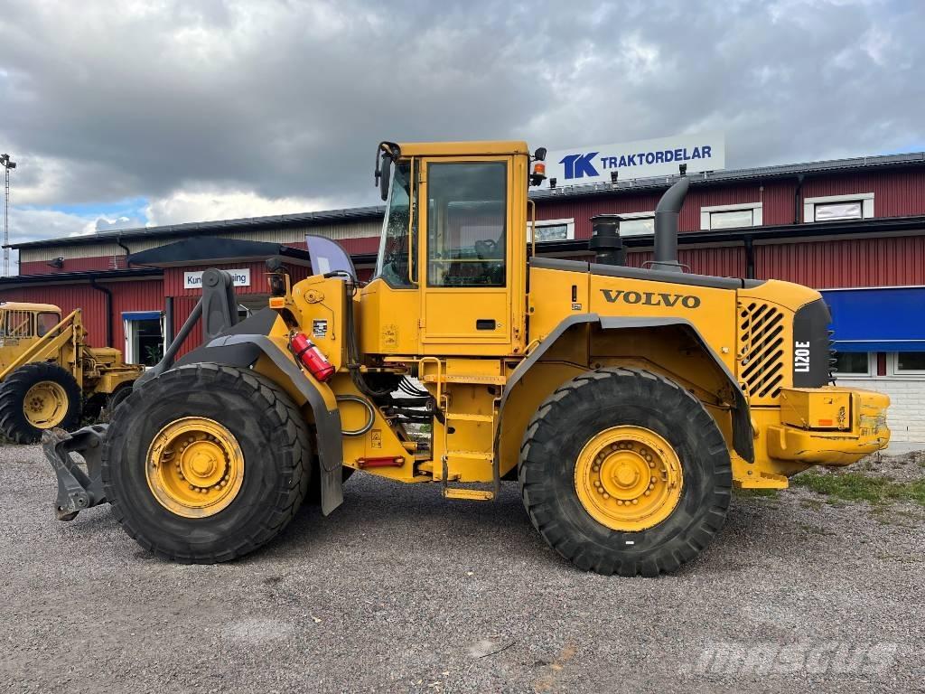 Volvo L 120 E Фронтальные погрузчики