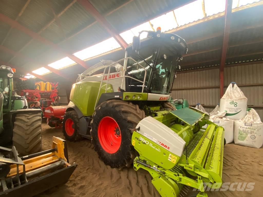 CLAAS Jaguar 950 Самоходные кормоуборочные комбайны
