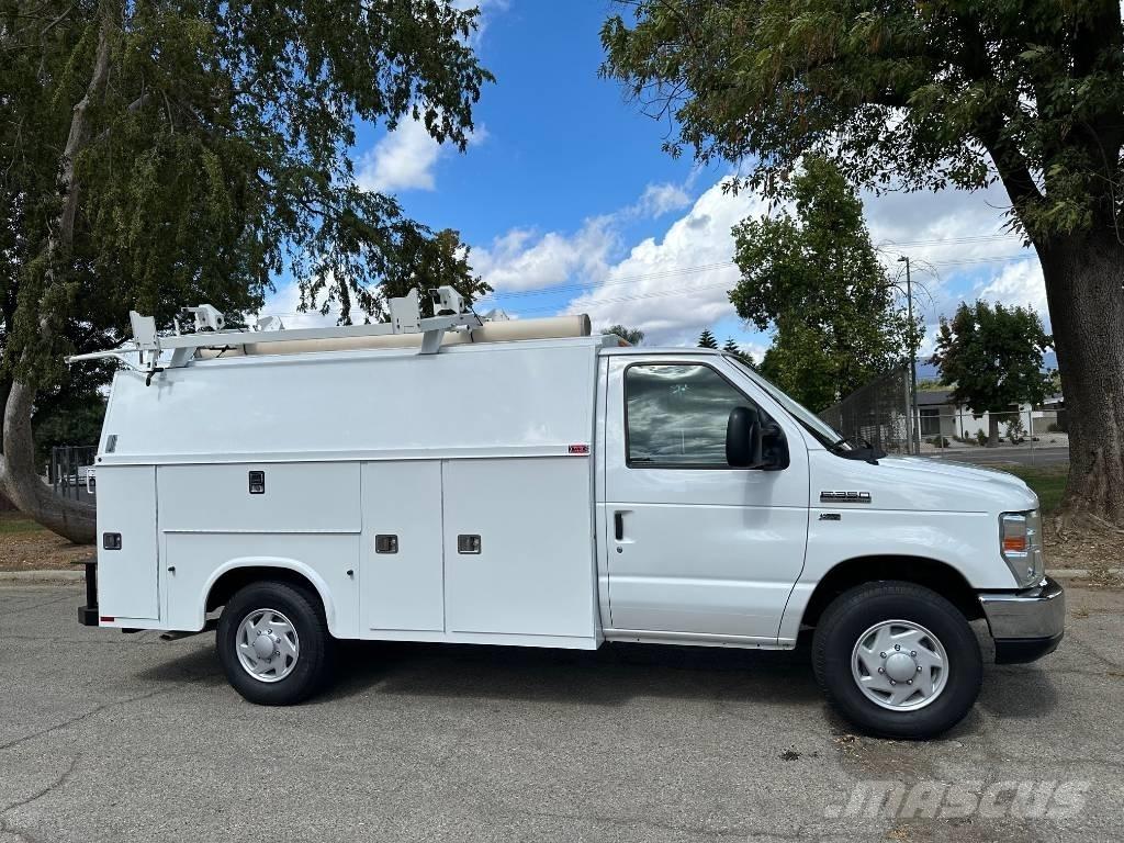 Ford E 350 Бортовые фургоны