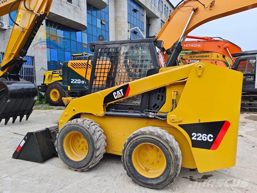 CAT 226 C Мини-погрузчики