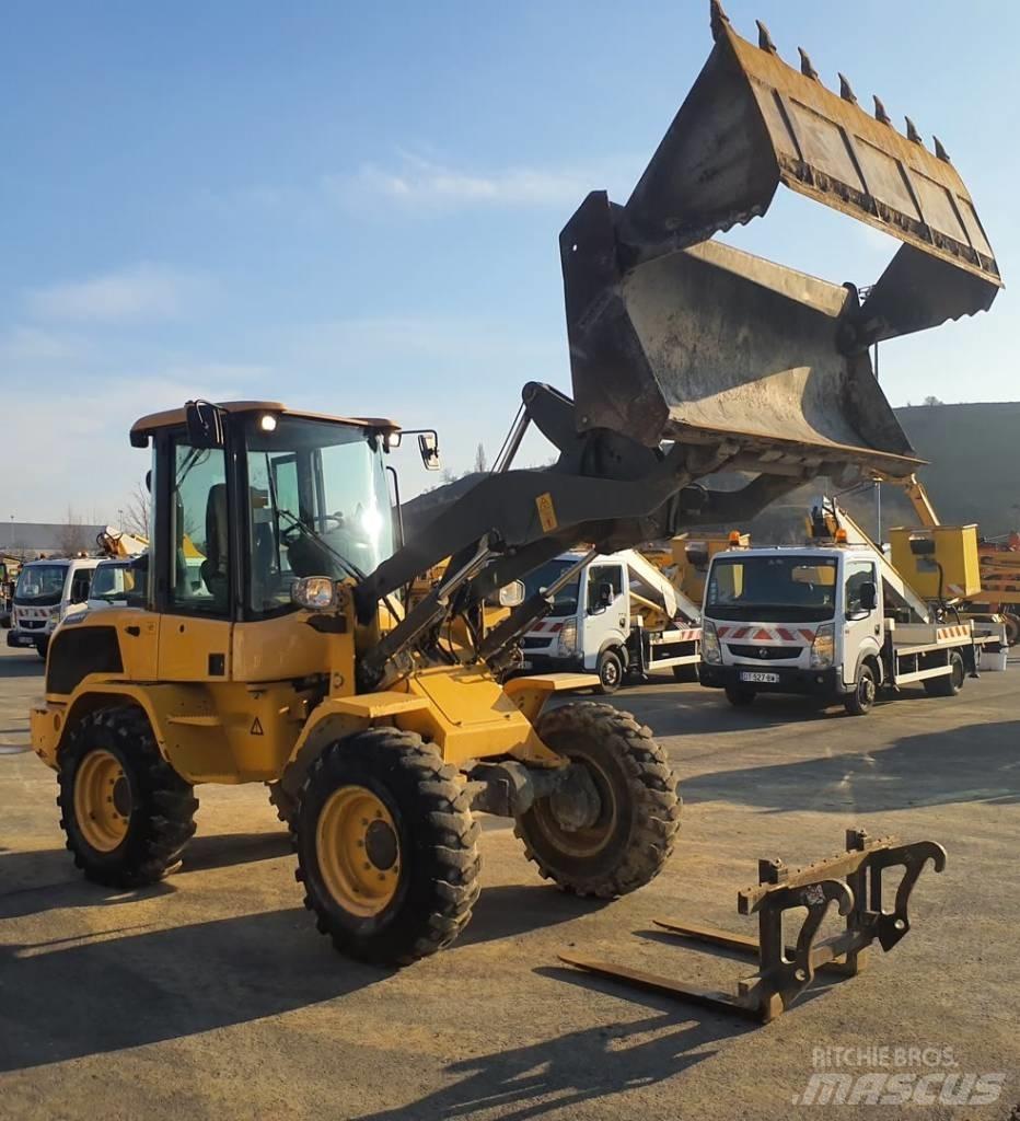 Volvo L30G Фронтальные погрузчики
