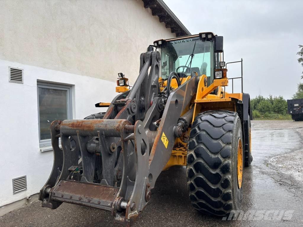 Volvo Radlader L180F Фронтальные погрузчики