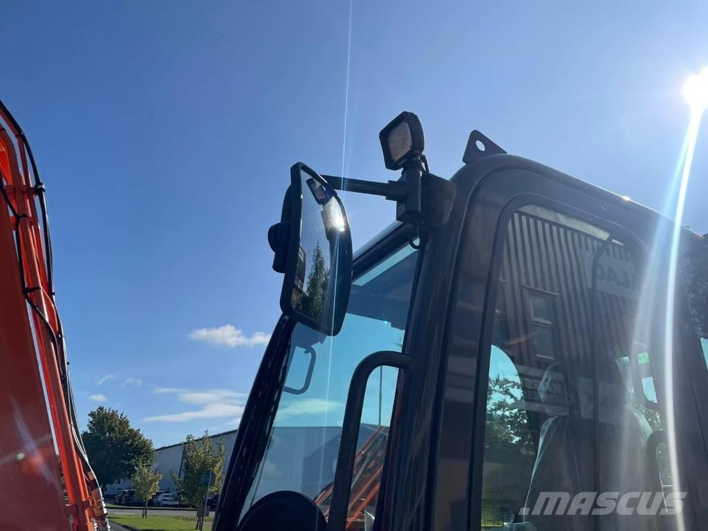 Develon DX 85 R-7 Малые экскаваторы 7т-12т