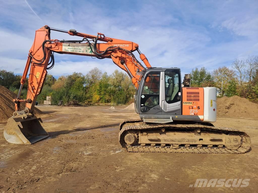Hitachi ZX225USLC-3 Гусеничные экскаваторы