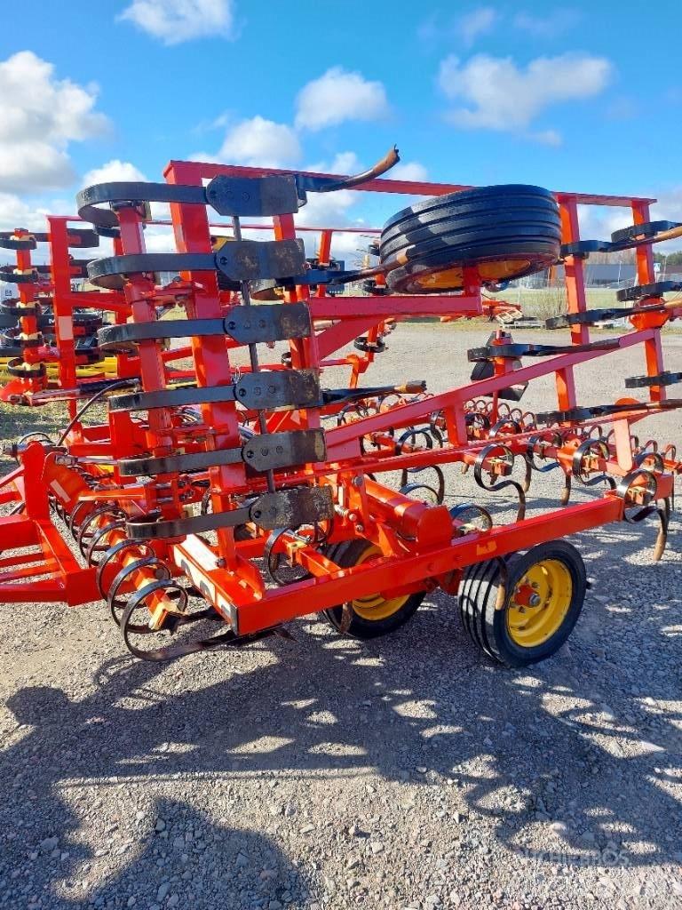 Väderstad NZF 450 Пружинные бороны