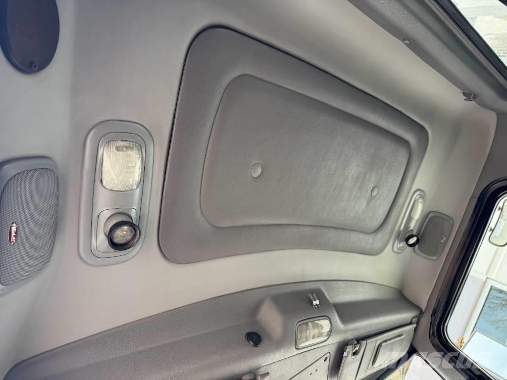 Peterbilt 389 Седельные тягачи