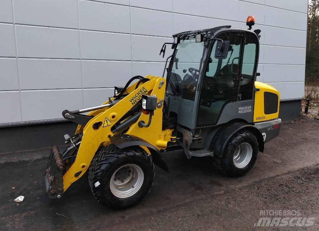 Wacker Neuson WL 32 Фронтальные погрузчики