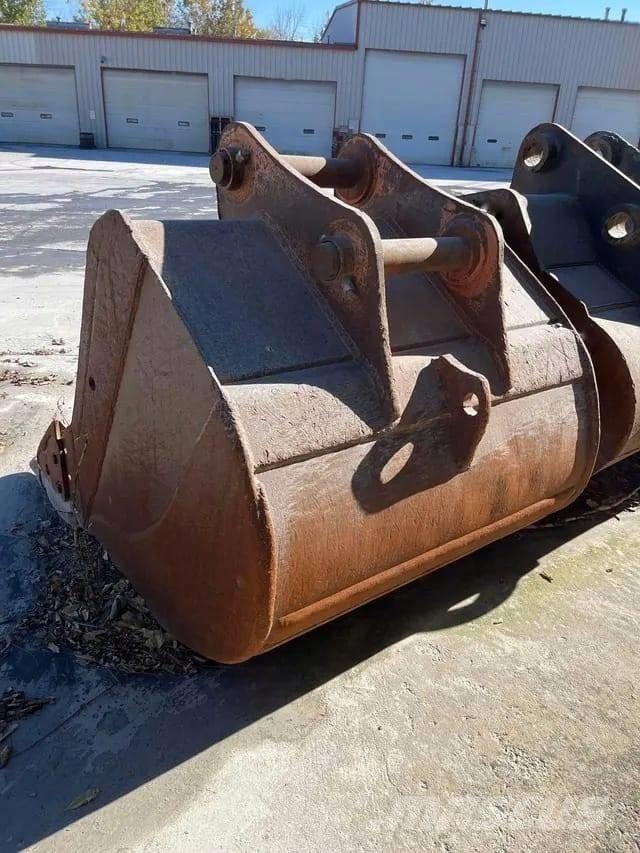 Komatsu PC 400 Гусеничные экскаваторы