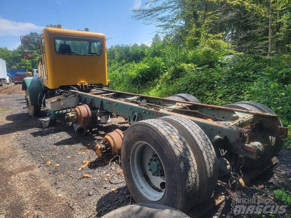 Peterbilt 357 Грузовики-Самосвалы