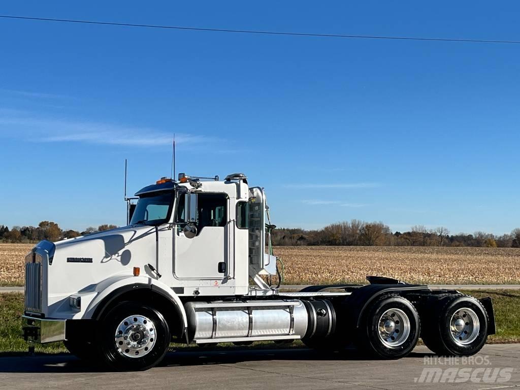 Kenworth T 800 Седельные тягачи