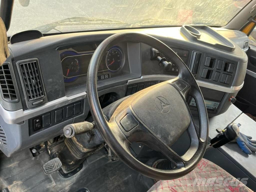 Sany STC250C5-2 Автокраны