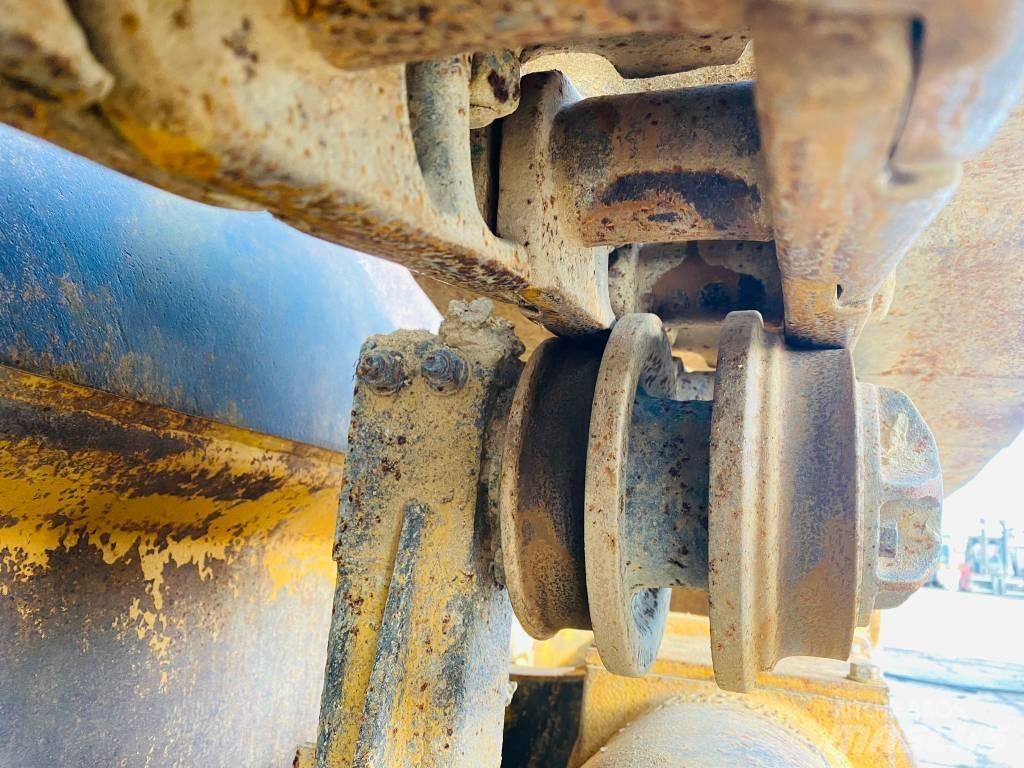 CAT 943 LGP Гусеничные фронтальные погрузчики