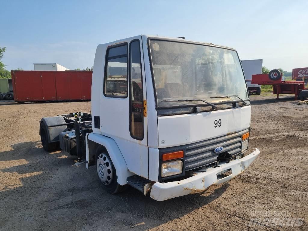 Ford CARGO 0713 Специальные грузовики