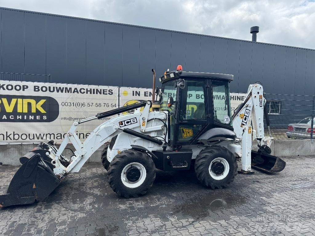 JCB 2 CX Экскаваторы-погрузчики