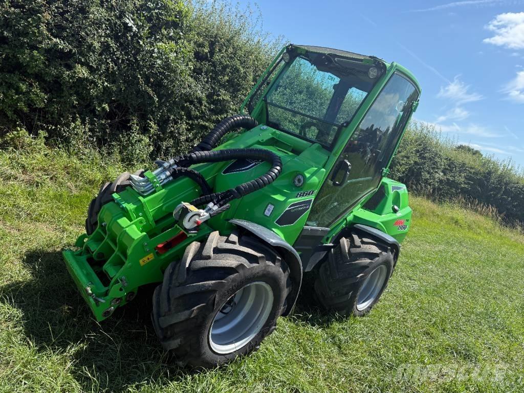 Avant 860 i Фронтальные погрузчики
