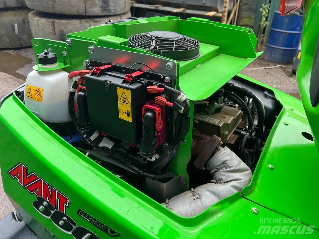 Avant 860 i Фронтальные погрузчики