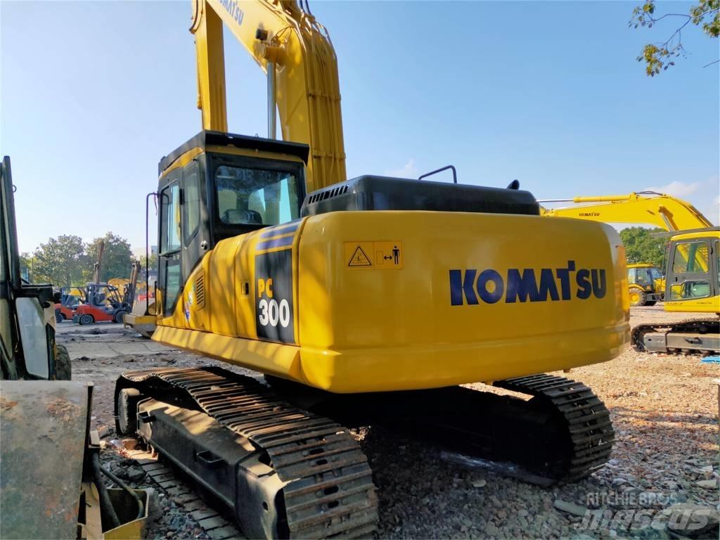 Komatsu PC 300-7 Гусеничные экскаваторы