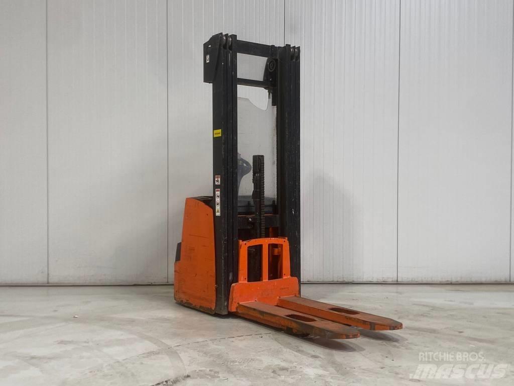 Hyster S1.4 Ручные штабелёры с электроподъёмом