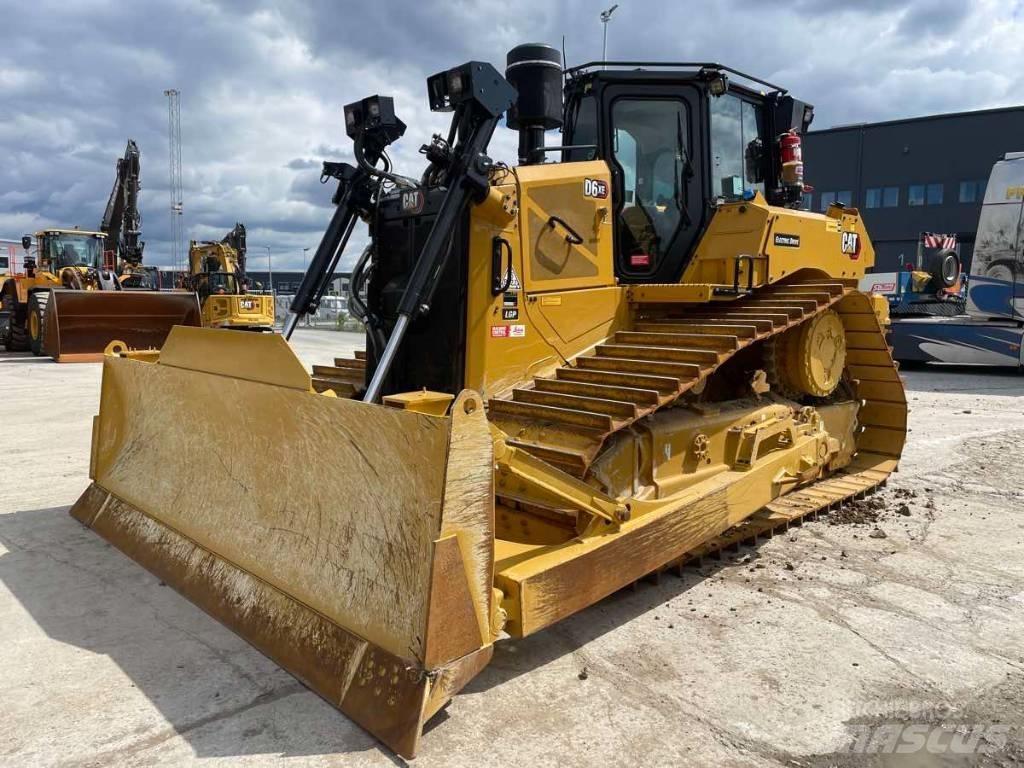 CAT D 6 XE LGP Гусеничные бульдозеры