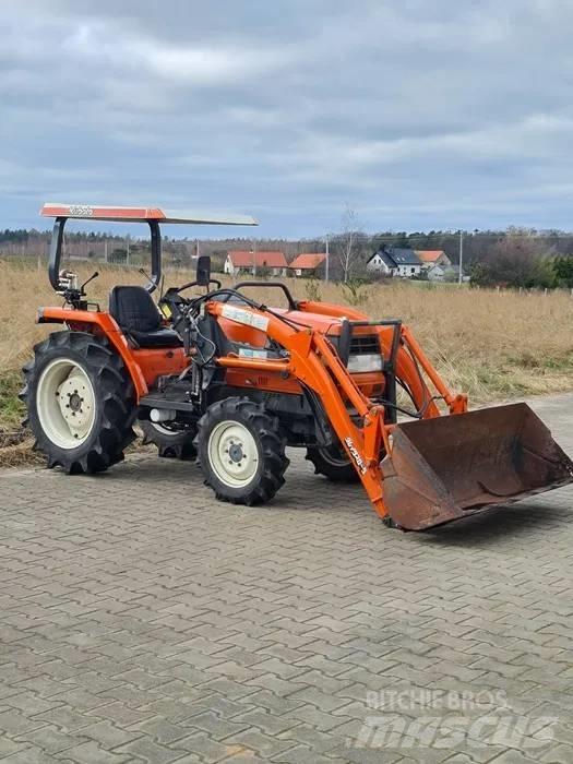 Kubota GL 25 Коммунальные тракторы